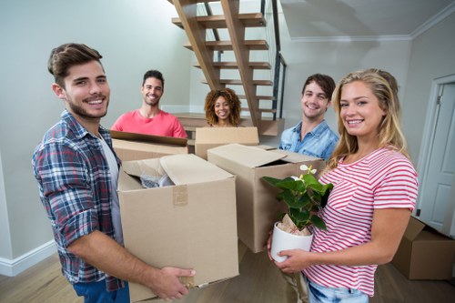 Moving truck service for Richmond residential and commercial relocations