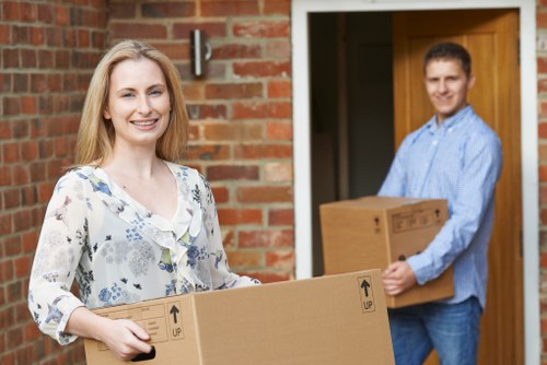Man and van service helping with a Richmond home move